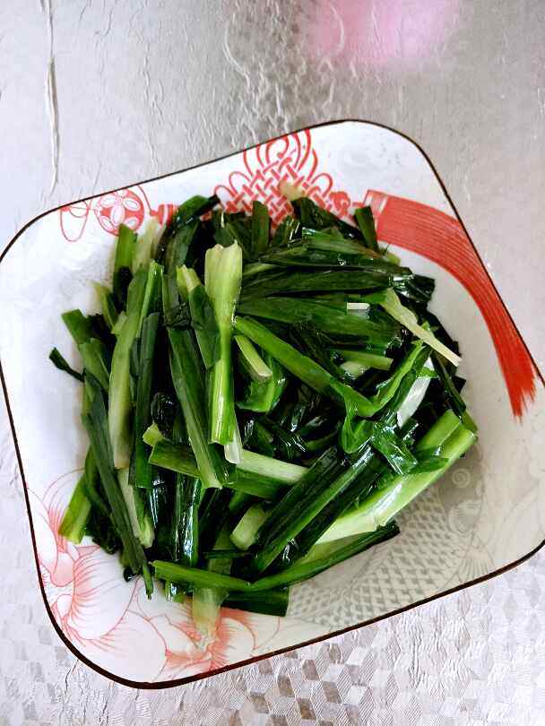 素炒山韭菜