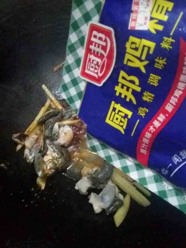 辣椒炒牛蛙