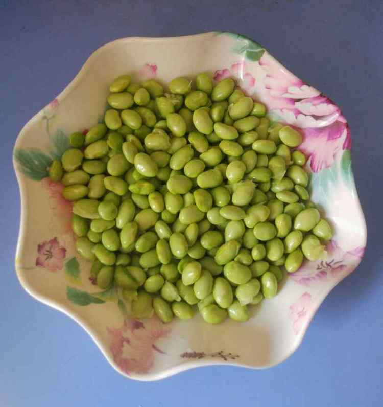 韭菜炒毛豆