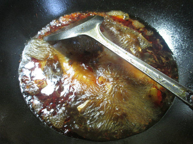 水煮橡皮鱼