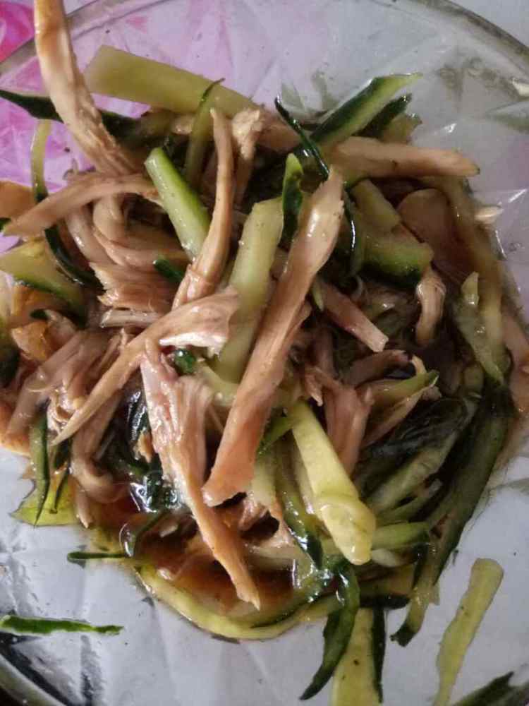 鸡丝凉面