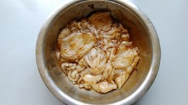 黑胡椒烤墨鱼仔