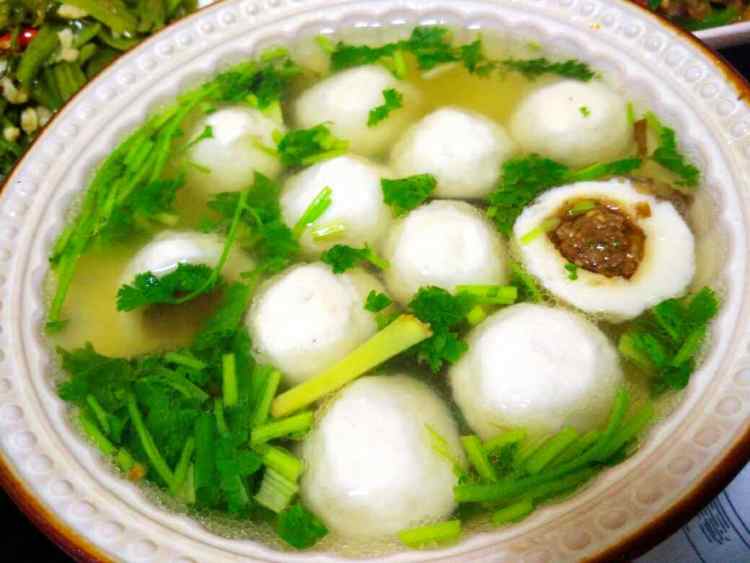 葱香鱼丸汤