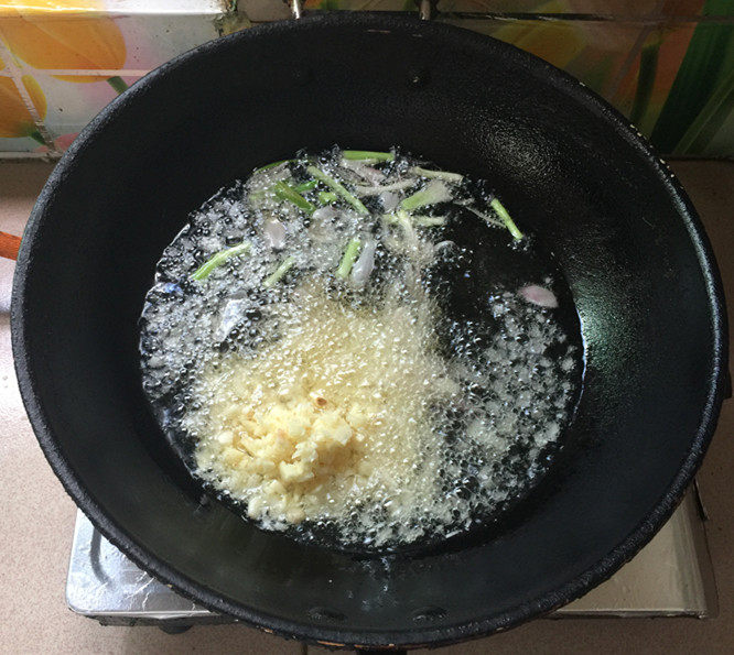 菌子油