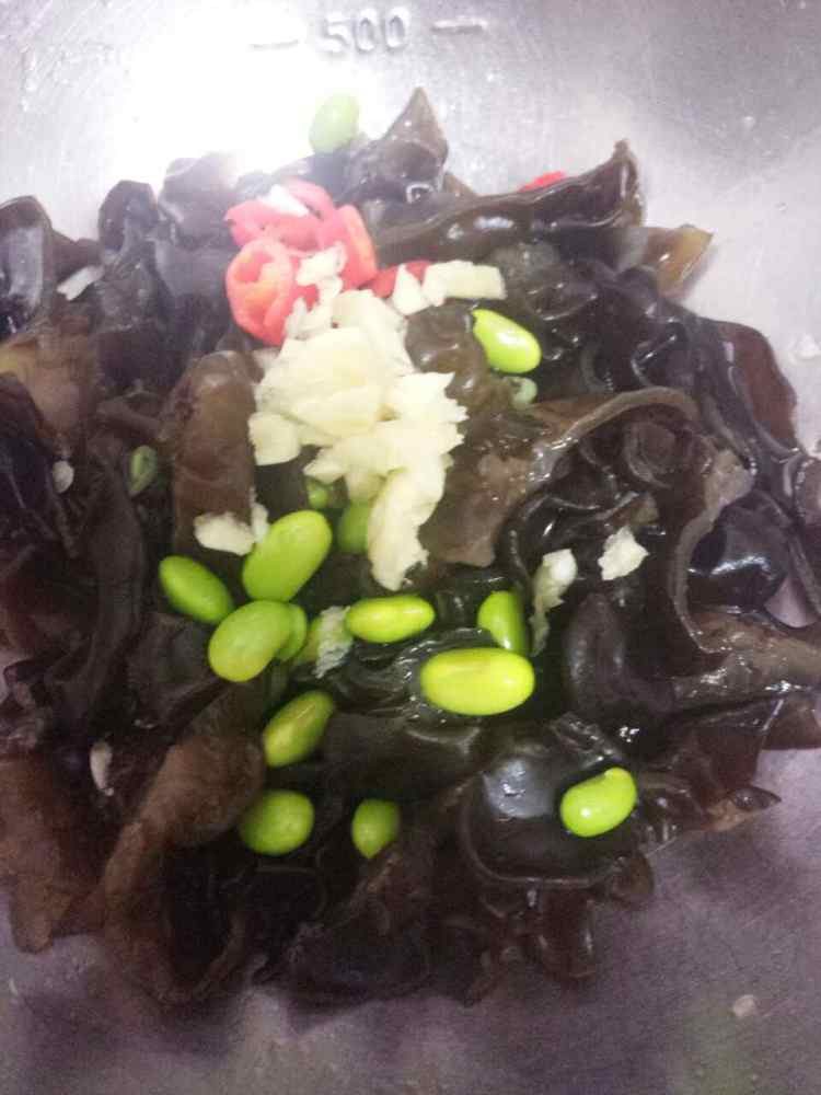红油木耳