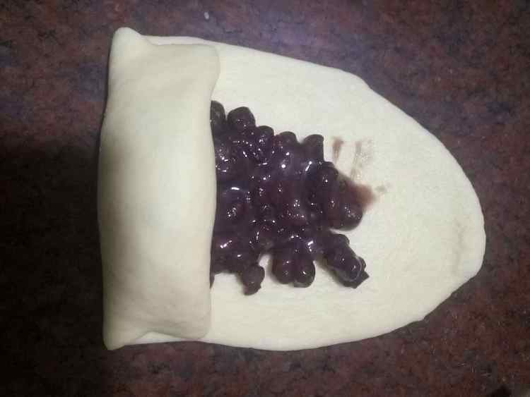 椰蓉红豆面包