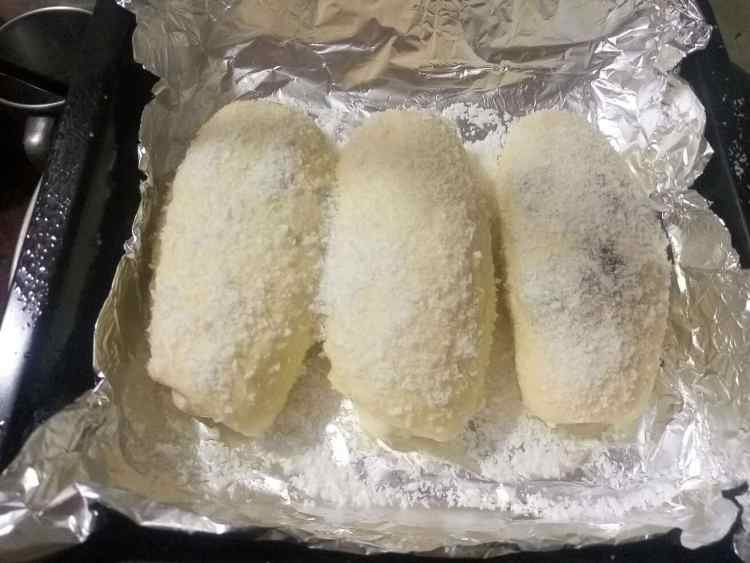 椰蓉红豆面包