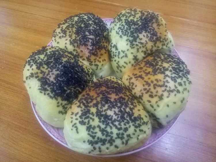 椰蓉红豆面包
