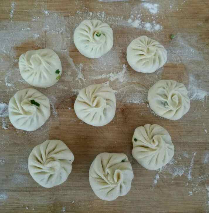 韭菜鸡蛋包子