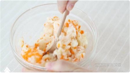 绿果果虾仁饭团