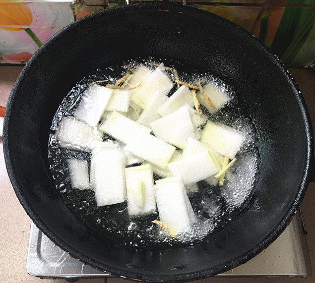 冬瓜花蛤汤