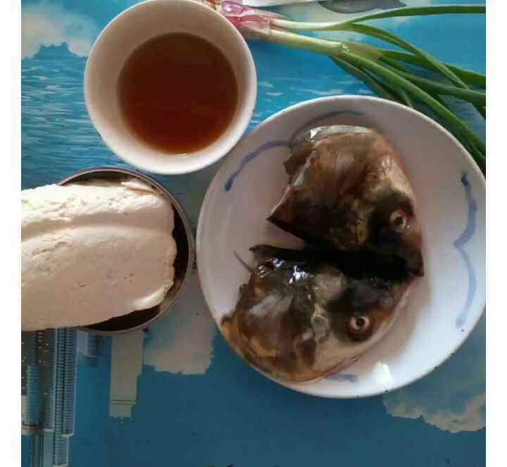 鱼头豆腐汤