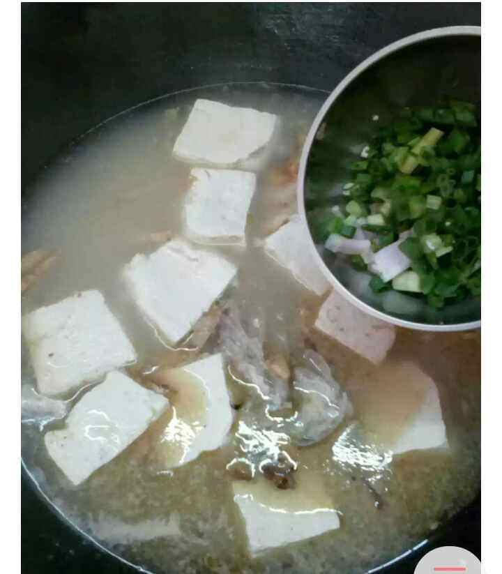 鱼头豆腐汤