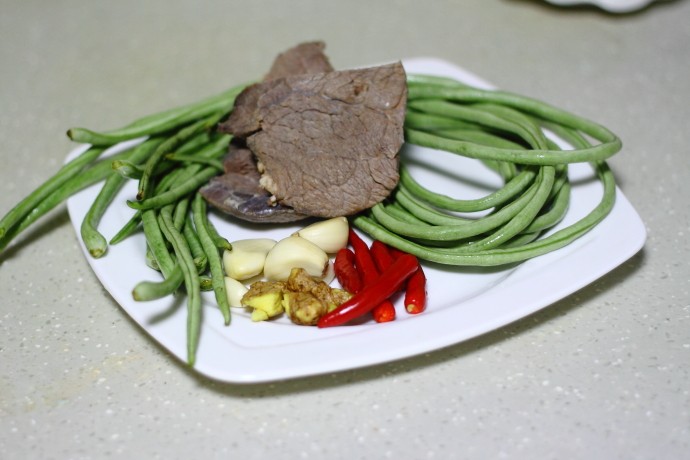 牛肉炒豇豆