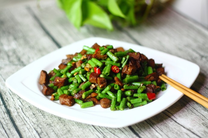 牛肉炒豇豆
