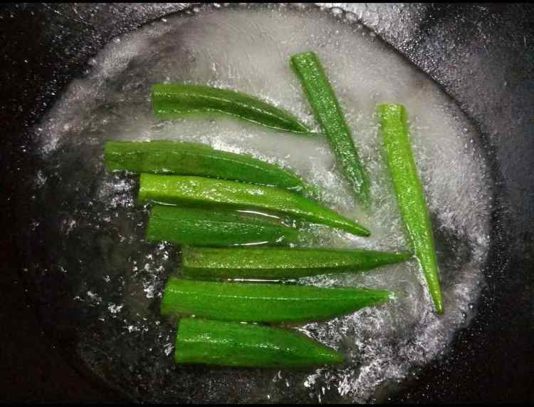 油淋秋葵