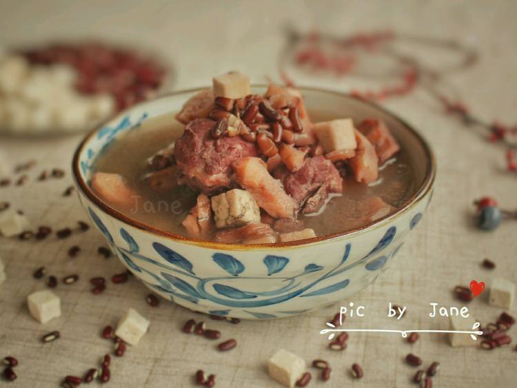 牛大力土茯苓猪骨汤