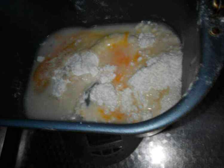 黑芝麻面包