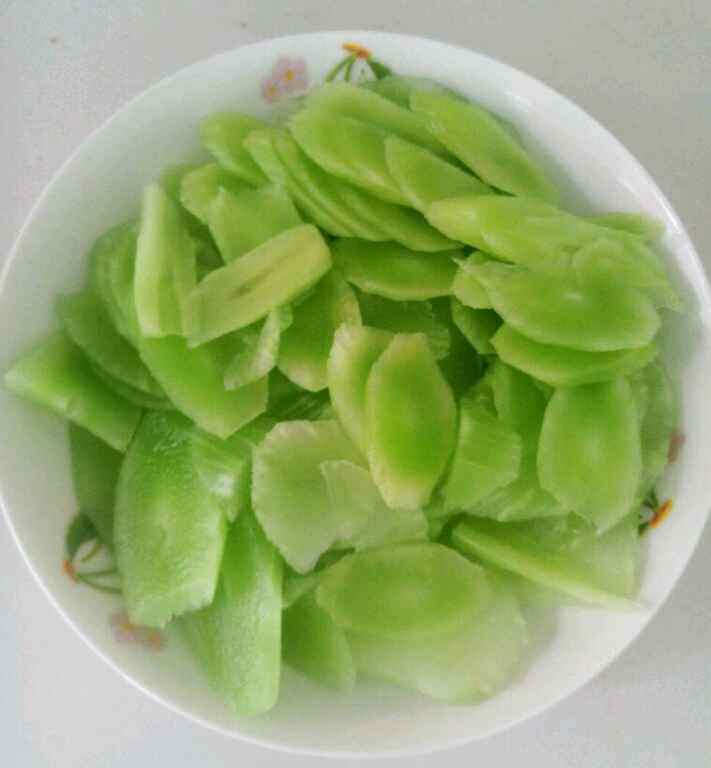 炒莴笋