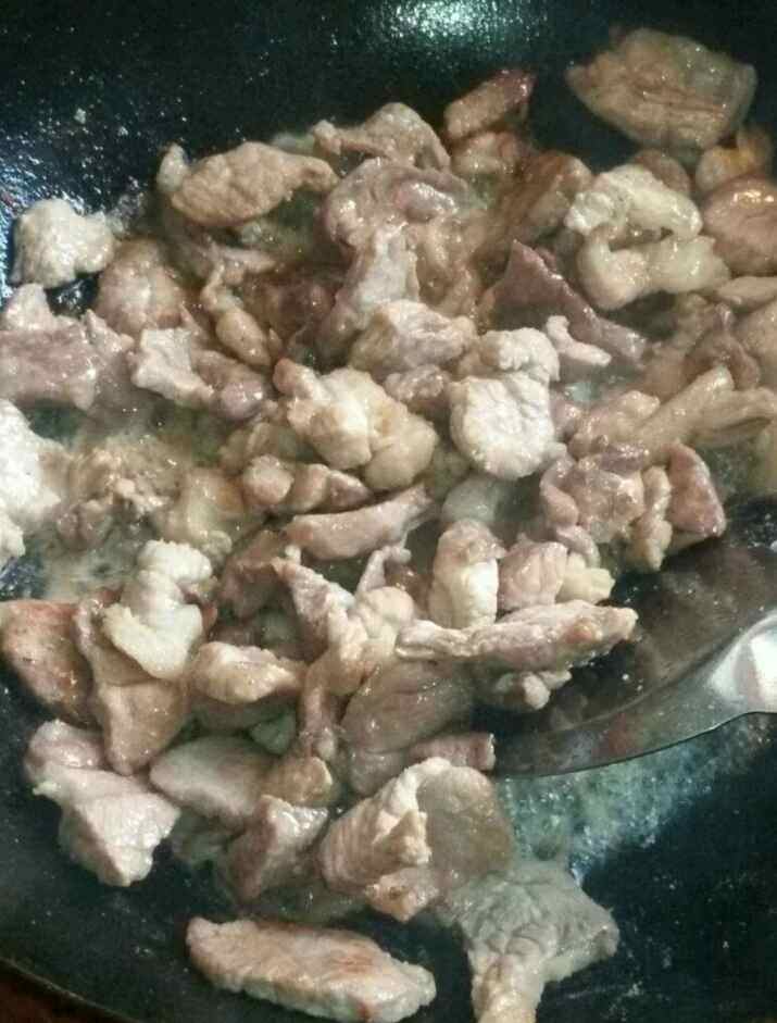 蒜薹炒肉片