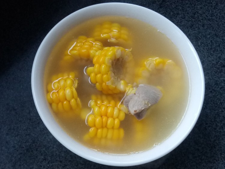 排骨干贝玉米汤