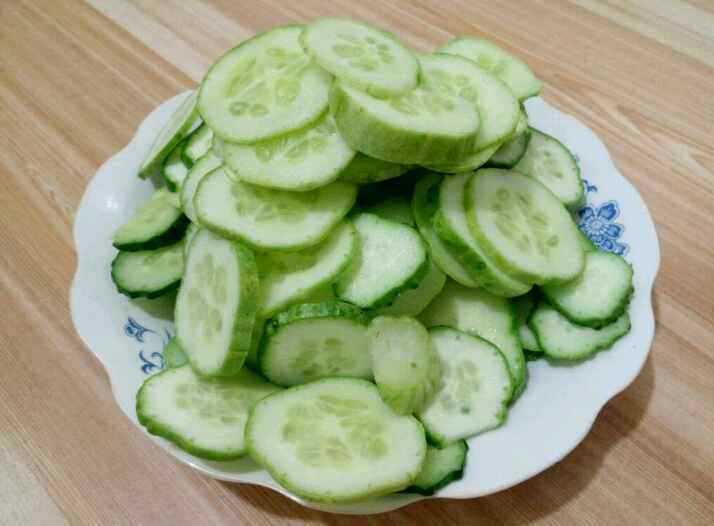 黄瓜炒鸡蛋
