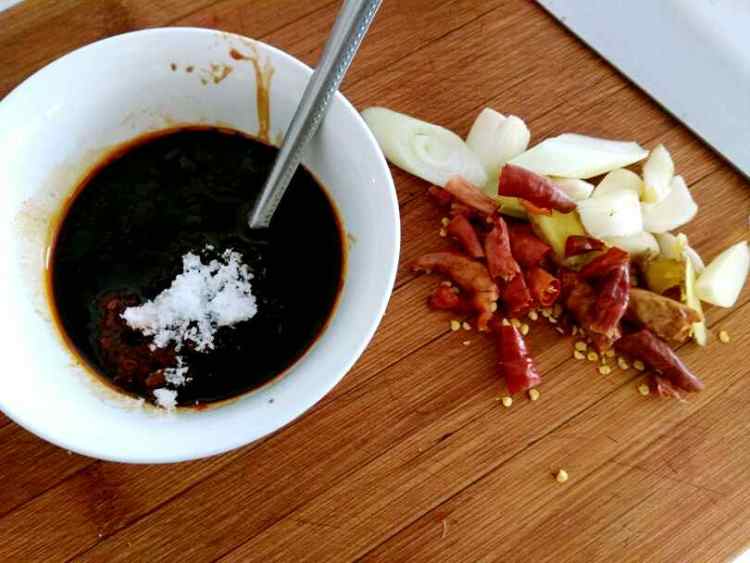 麻辣鸭