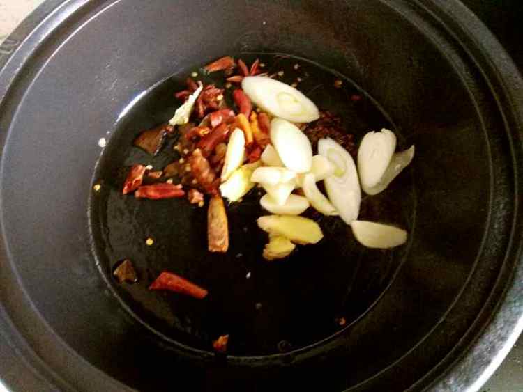 麻辣鸭