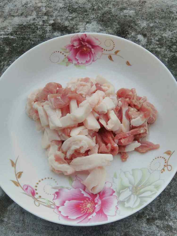 土豆片炒肉