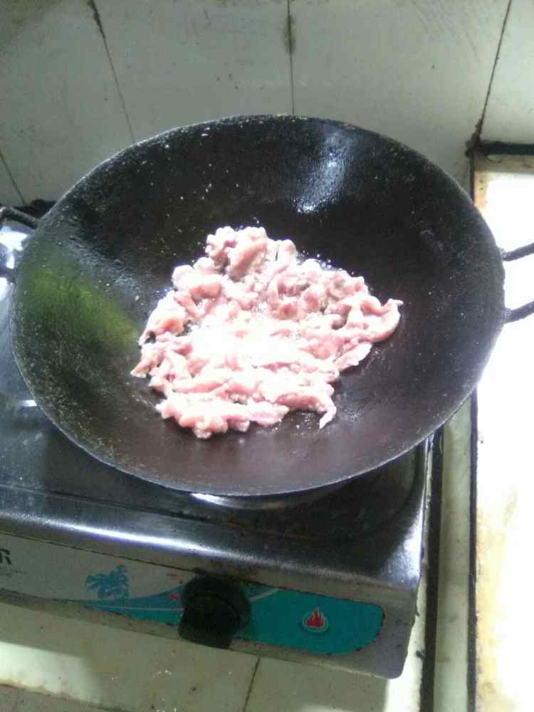 火腿肠肉片青椒