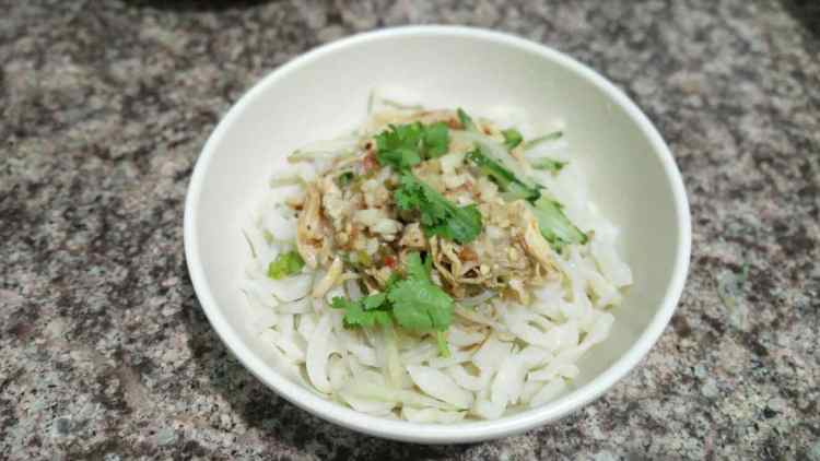 鸡丝凉面