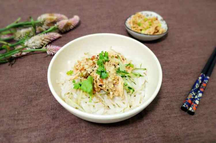 鸡丝凉面