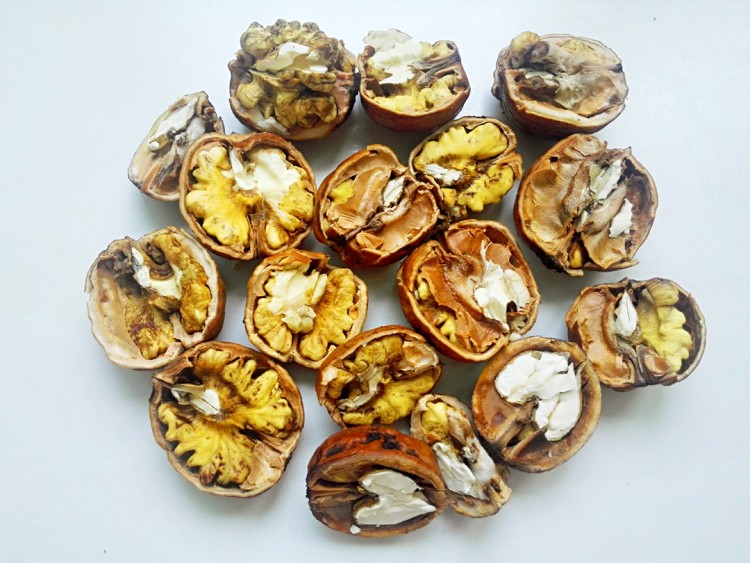 鲜核桃菠菜塔