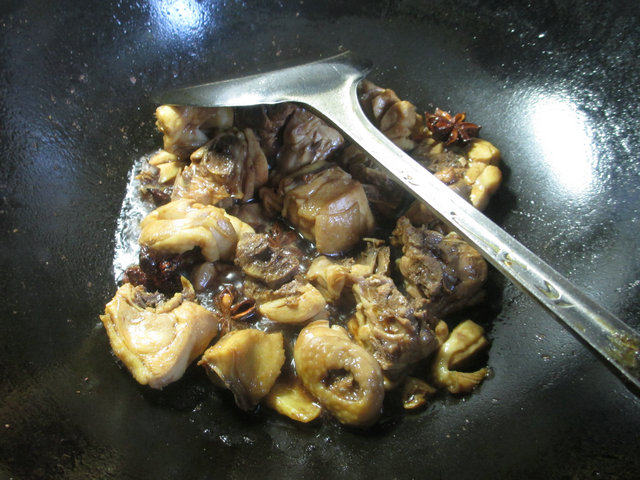 圆白菜炒鸡块