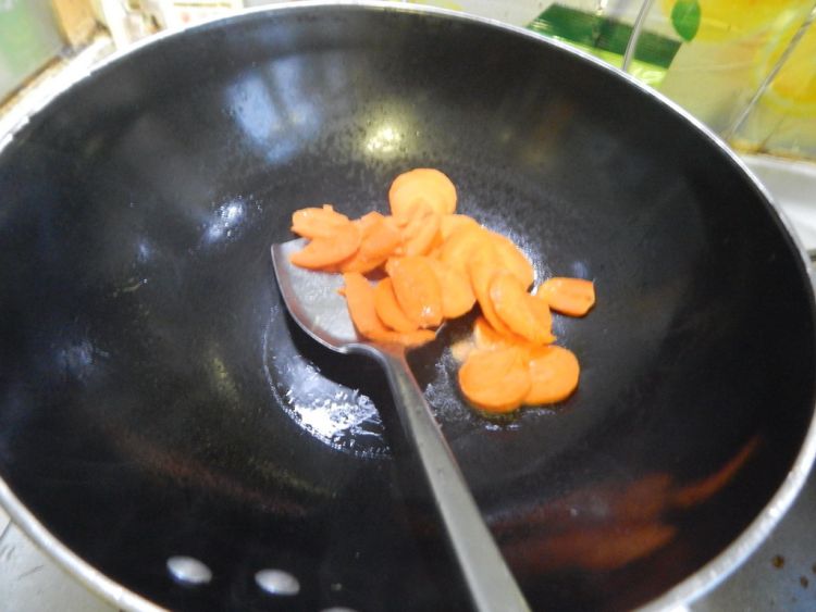黄瓜炒腐竹