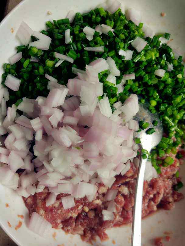 牛肉韭苔锅贴