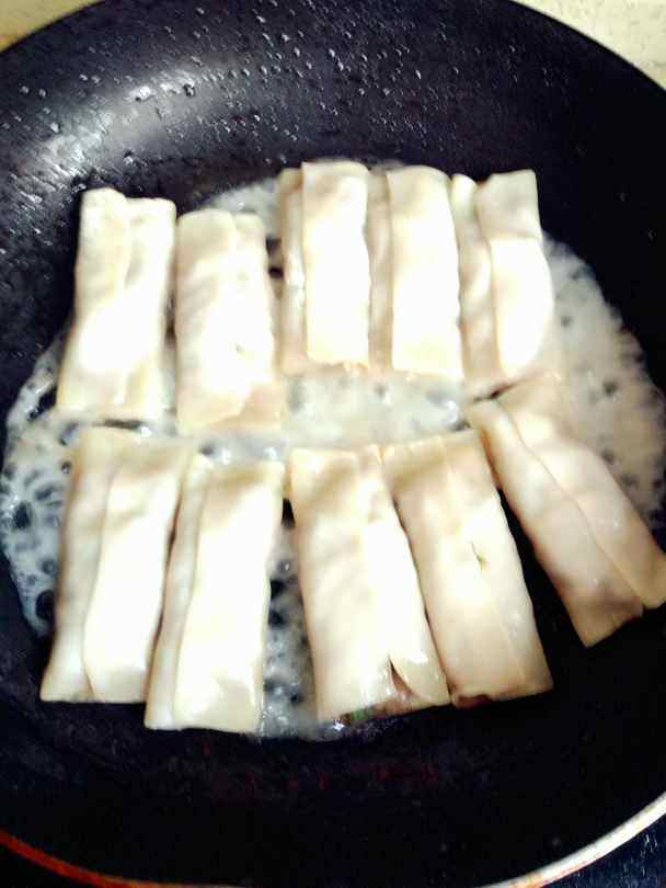 牛肉韭苔锅贴