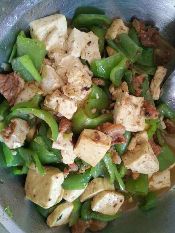 青椒炒豆腐