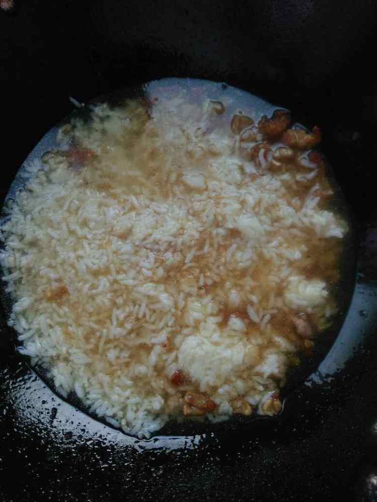 肉烩饭