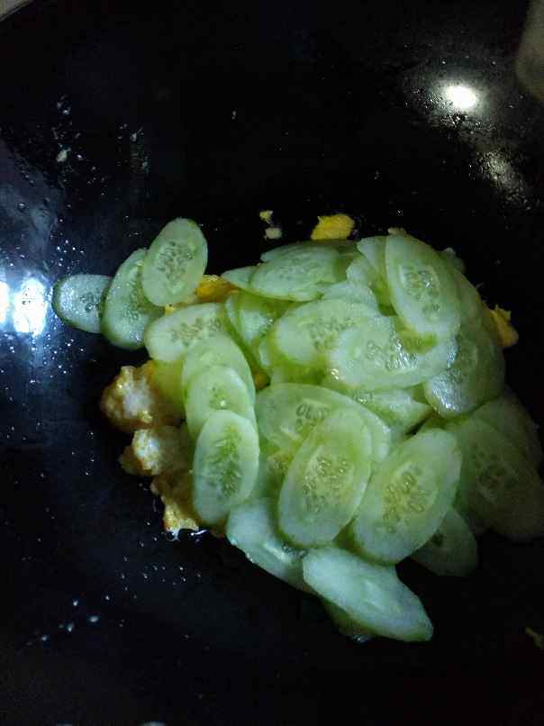 青瓜炒鸡蛋