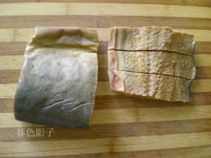 煎咸马哈鱼