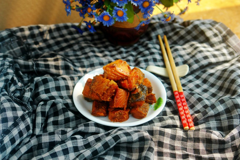 煎咸马哈鱼