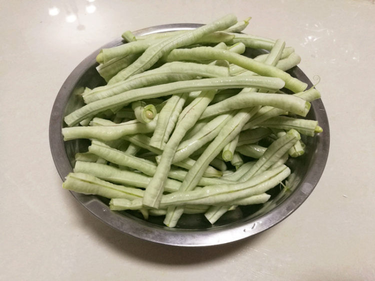 橄榄菜炒白豆角