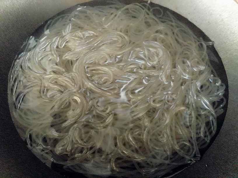 韭菜拌粉条