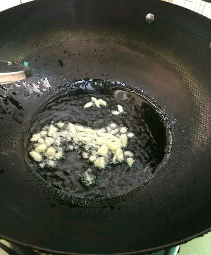 青菜炒香菇