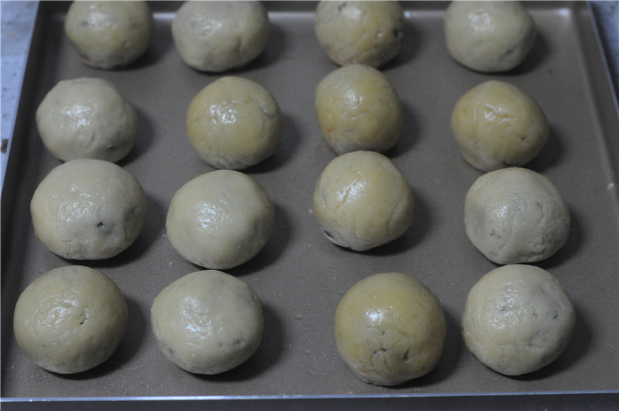 红豆莲子月饼