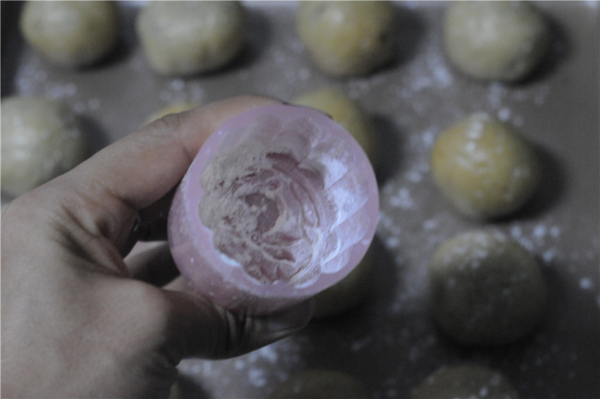 红豆莲子月饼