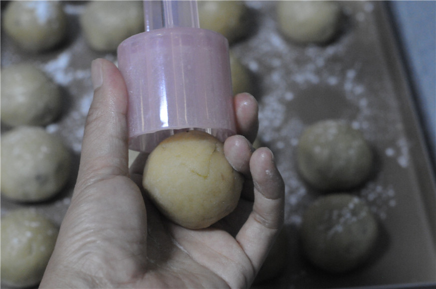 红豆莲子月饼