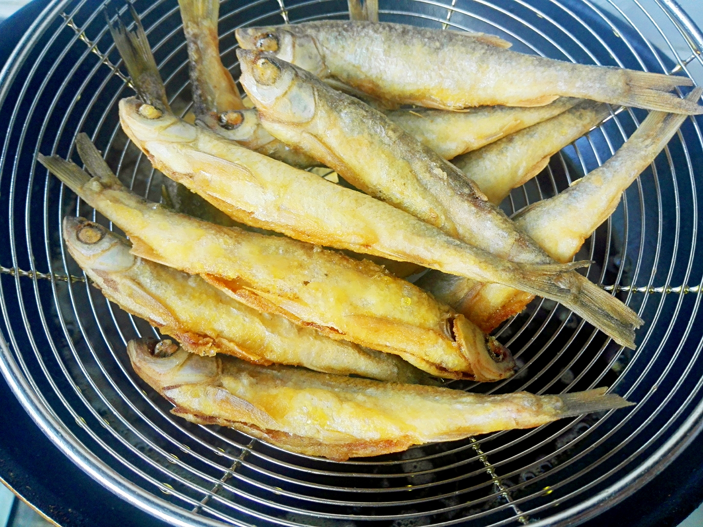 干炸小鱼