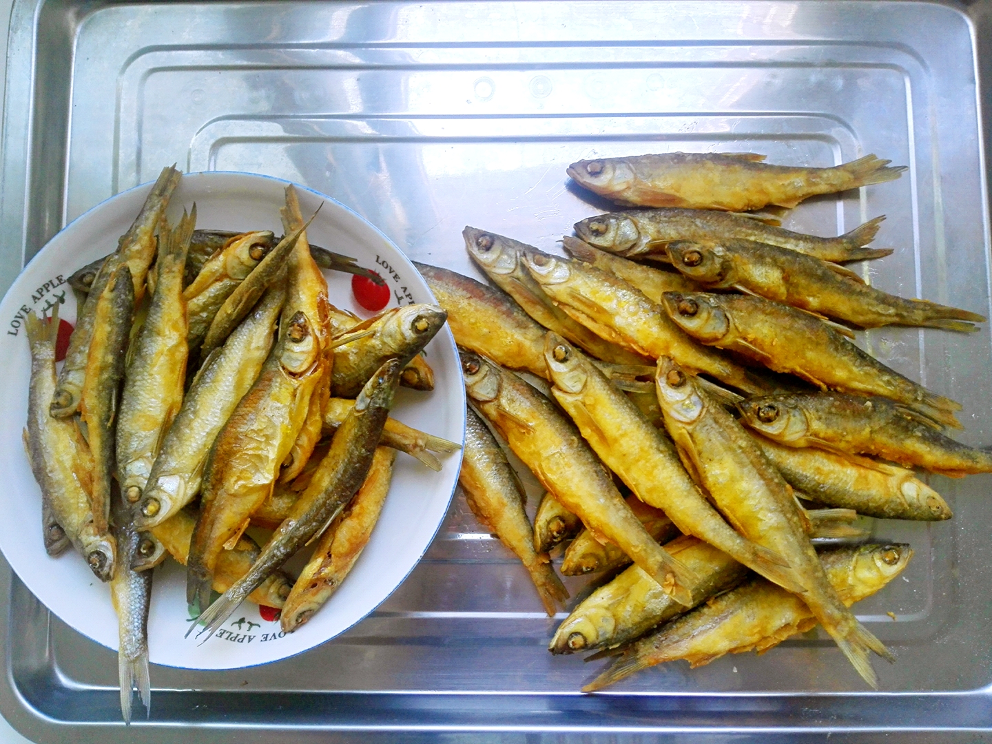 干炸小鱼